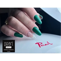 Kép 3/9 - Gyönyőrű zöld körmök Pearl Nails Classic 281 gél lakkal