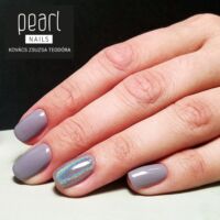 Kép 6/10 - Pearl Nails Galaxy pigment por Classic 390 gél lakkon
