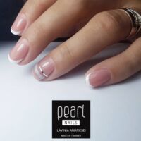 Kép 2/2 - Dobd fel egyszerű francia körmeid Pearl Nails díszítő szalagokkal!