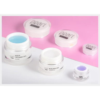 Átlátszó építő zselék