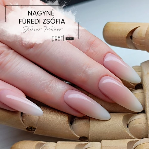 Nagyné Füredi Zsófia - hybrid PolyAcryl Gel - Milky White 