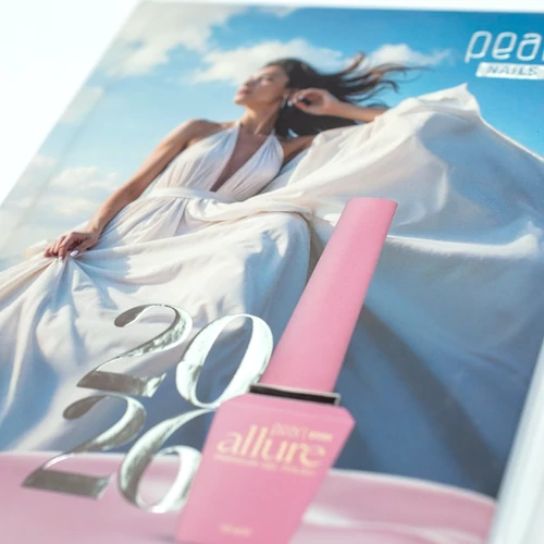 Pearl Nails Határidőnapló 2026 - csillogó felirat